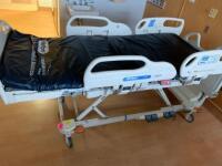 HILL ROM VERSACARE P3200 PATIENT BED