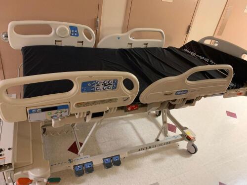 HILL ROM VERSACARE P3200 PATIENT BED