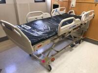 HILL ROM VERSACARE P3200 PATIENT BED