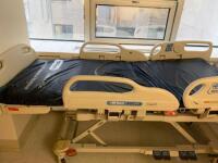 HILL ROM VERSACARE P3200 PATIENT BED