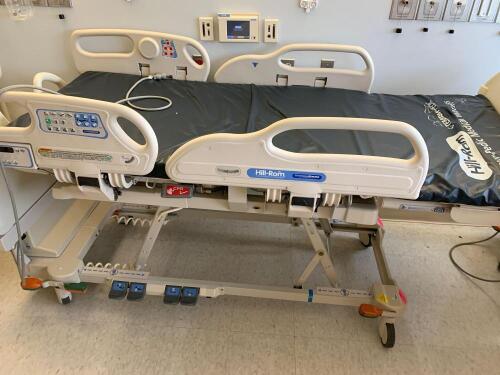 HILL ROM VERSACARE P3200 PATIENT BED