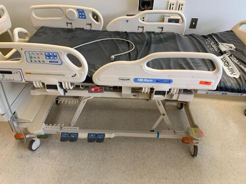 HILL ROM VERSACARE P3200 PATIENT BED