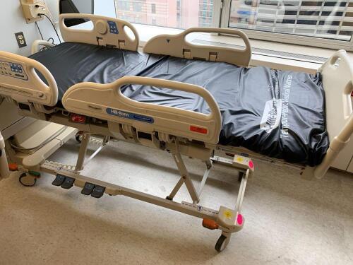 HILL ROM VERSACARE P3200 PATIENT BED