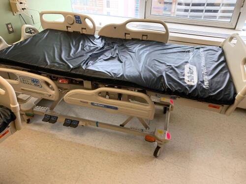 HILL ROM VERSACARE P3200 PATIENT BED