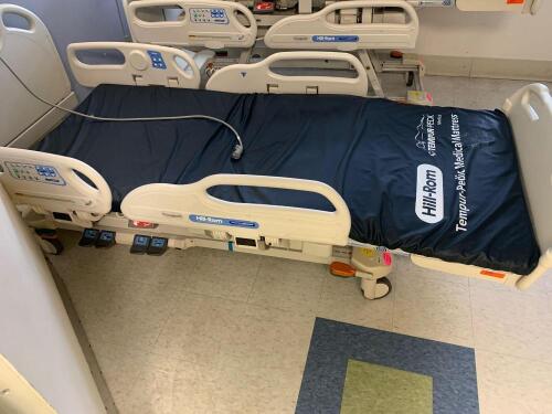 HILL ROM VERSACARE P3200 PATIENT BED