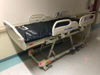 HILL ROM VERSACARE P3200 PATIENT BED