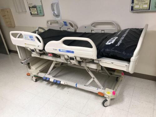 HILL ROM VERSACARE P3200 PATIENT BED