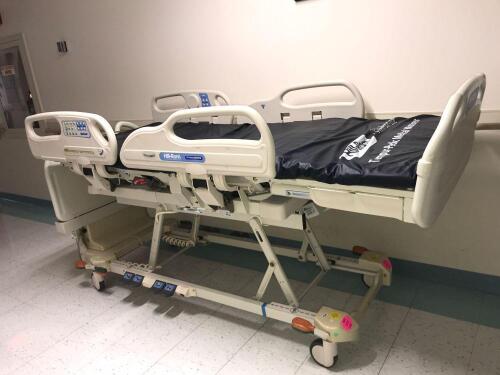 HILL ROM VERSACARE P3200 PATIENT BED