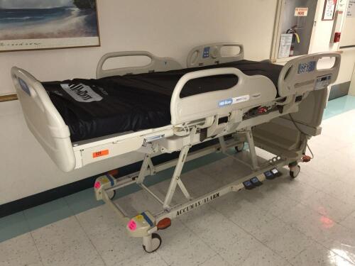 HILL ROM VERSACARE P3200 PATIENT BED