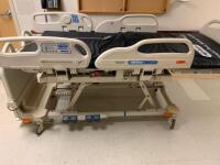 HILL ROM VERSACARE P3200 PATIENT BED