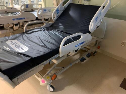 HILL ROM VERSACARE P3200 PATIENT BED