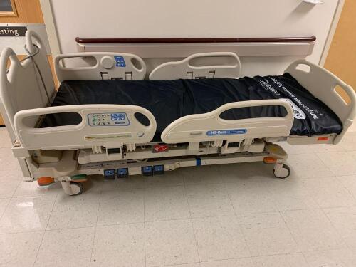 HILL ROM VERSACARE P3200 PATIENT BED