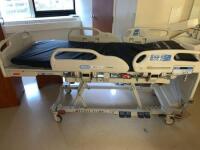 HILL ROM VERSACARE P3200 PATIENT BED