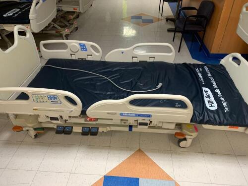 HILL ROM VERSACARE P3200 PATIENT BED