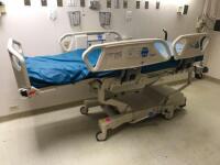 HILL ROM TOTAL CARE P1900 PATIENT BED