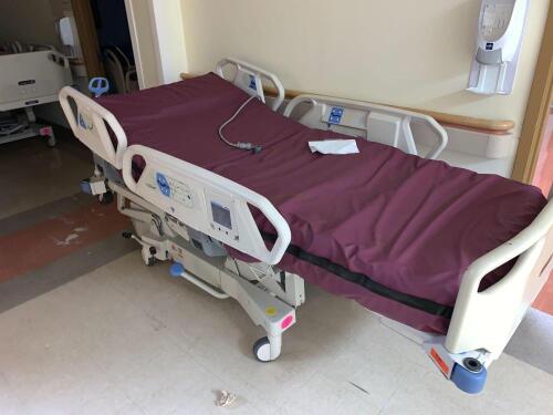 HILL ROM TOTAL CARE P1900 PATIENT BED