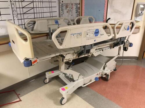 HILL ROM TOTAL CARE P1900 PATIENT BED