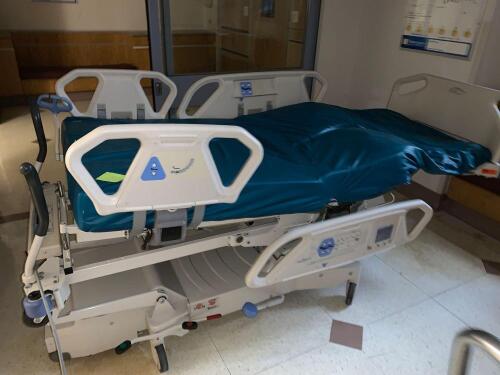 HILL ROM TOTAL CARE P1900 PATIENT BED