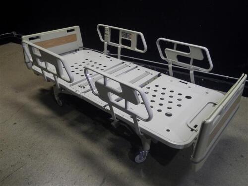 HILL-ROM ADVANCE SERIES HOSPITAL BED