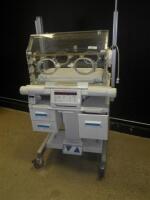 OHMEDA CARE PLUS ACCESS INFANT INCUBATOR