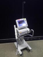 MAQUET SERVO S VENTILATOR ON ROLLING STAND