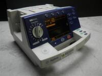 AGILENT HEARTSTREAM XL DEFIB WITH PACING, 3 LEAD ECG, BATTERY