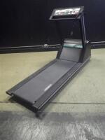 QUINTON HR CLUBTRACK TREADMILL