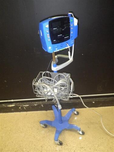 GE DINAMAP CARESCAPE V100 PATIENT MONITOR ON ROLLING STAND