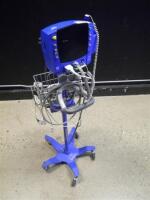 GE DINAMAP CARESCAPE V100 PATIENT MONITOR ON ROLLING STAND