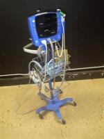 GE DINAMAP CARESCAPE V100 PATIENT MONITOR ON ROLLING STAND