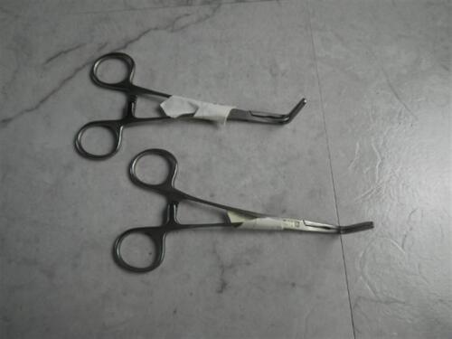 LOT OF ANGLED FORCEPS