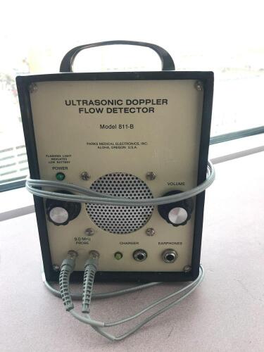 PARKS MEDICAL 811-B ULTRASONIC FLOW DETECTOR W/ DOPPLER