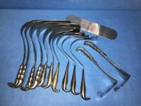 LARGE MAJOR RETRACTOR TRAY