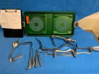 VAGINAL HYSTERECTOMY RETRACTOR SET