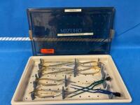 MIZUHO ANEURYSM MICROSCISSORS, BIPOLARS AND NEEDLE HOLDERS SET