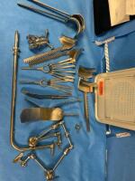 IRON INTERN LIVER RETRACTOR SET