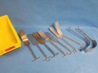 LOT OF BALFOUR RETRACTOR CENTER BLADES