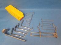 BALFOUR ABDOMINAL RETRACTOR WITH BLADES