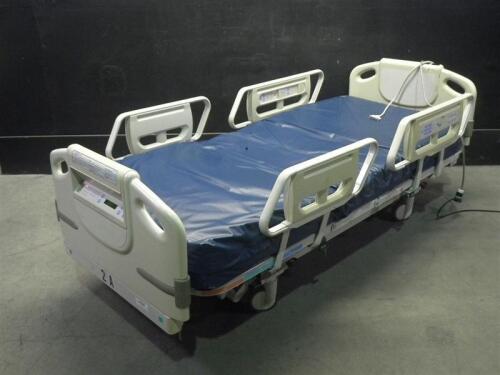 HILL-ROM P1600 ADVANTA HOSPITAL BED WITH HEAD AND FOOT BOARDS (SCALE)