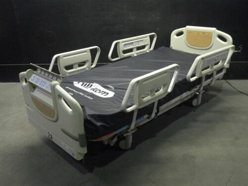 HILL-ROM P1600 ADVANTA HOSPITAL BED WITH HEAD AND FOOT BOARDS