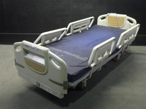 HILL-ROM P1600 ADVANTA HOSPITAL BED WITH HEAD AND FOOT BOARDS
