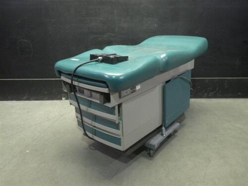 RITTER 305 POWER EXAM TABLE WITH FOOT CONTROL