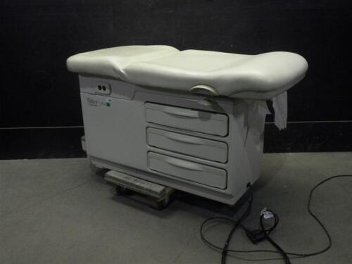 RITTER/MIDMARK 204 EXAM TABLE