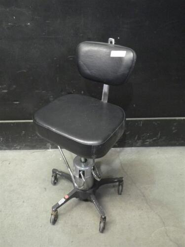 ROLLING EXAM STOOL
