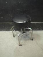 ROLLING EXAM STOOL