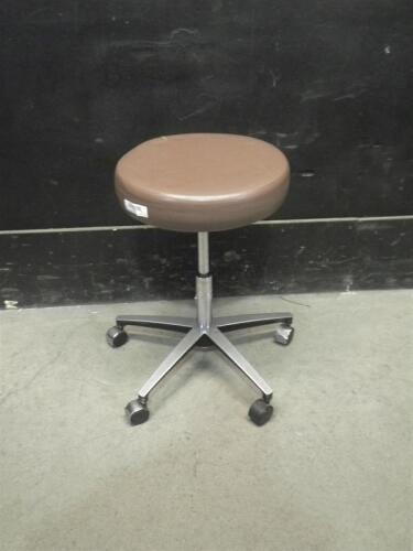 ROLLING EXAM STOOL