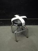 PEDIGO ROLLING EXAM STOOL