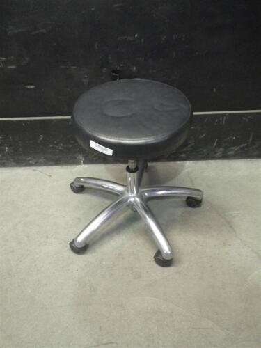 ROLLING EXAM STOOL