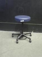 ROLLING EXAM STOOL