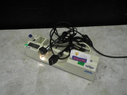 WELCH ALLYN 767 SERIES OTO/OPHTHALMOSCOPE WITH 2 HEADS